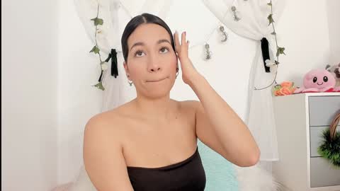 Sara  online show from 12.20.24