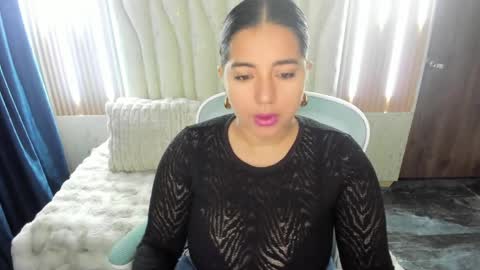 sarah  LIZCANO....... online show from 04.10.26