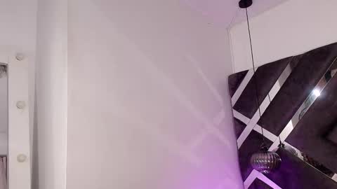 sara_lopee1 online show from 10.20.25