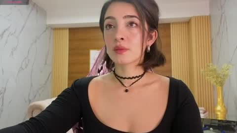 Snapshot of sara_lopez_s chatting on 05.21.26 Sara online show from 05.21.26