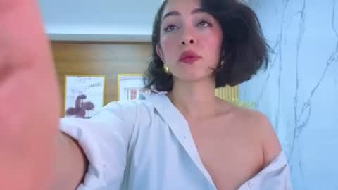 Snapshot of sara_lopez_s chatting on 06.30.26 Sara online show from 06.30.26