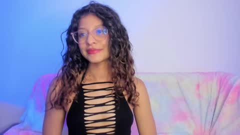 Sara  online show from 11.01.25