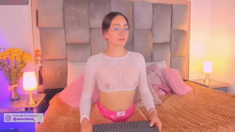 Snapshot of sara_madrid_ chatting on 09.30.25 online show from 09.30.25