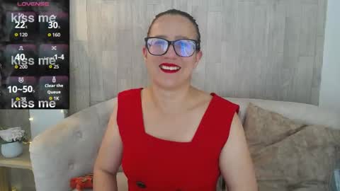 Snapshot of sara_marrisson chatting on 04.22.26 Sara online show from 04.22.26
