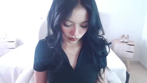 Sara online show from 10.21.25