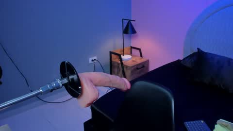 Sara  online show from 03.17.26