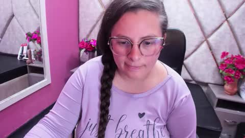 sara_thonson_ online show from 10.02.25