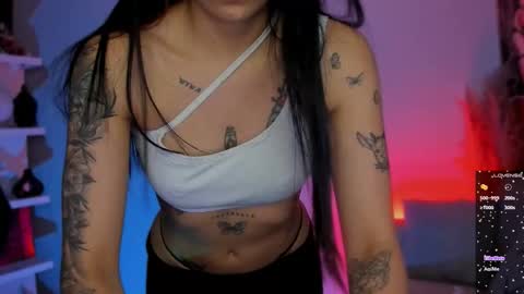 Sara online show from 10.21.25