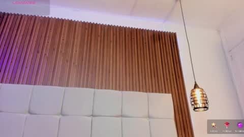 Snapshot of saraby_blandon chatting on 04.07.26 online show from 04.07.26