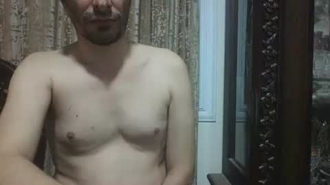 Snapshot of saraclit chatting on 03.25.26 pass kika online show from 03.25.26