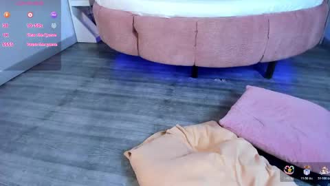 Sara Cooper online show from 04.18.26