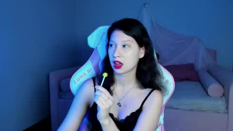 SaraDenars online show from 11.14.25