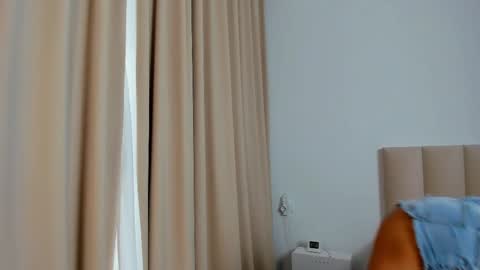 Snapshot of saradiamond01 chatting on 03.01.25 saradiamond01 online show from 03.01.25