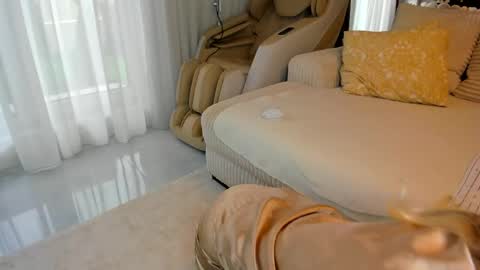saradiamond01 online show from 05.17.26
