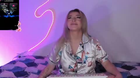 saradiazxxx online show from 05.25.26