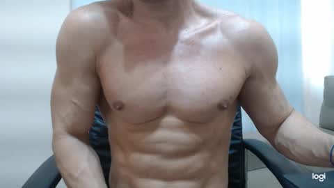 Snapshot of saradorj92 chatting on 12.01.24 saradorj92 online show from 12.01.24