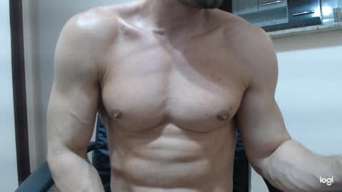 Snapshot of saradorj92 chatting on 12.07.24 saradorj92 online show from 12.07.24