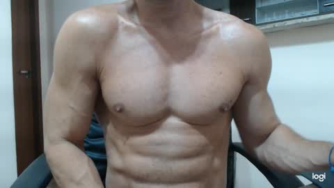 Snapshot of saradorj92 chatting on 01.17.25 saradorj92 online show from 01.17.25