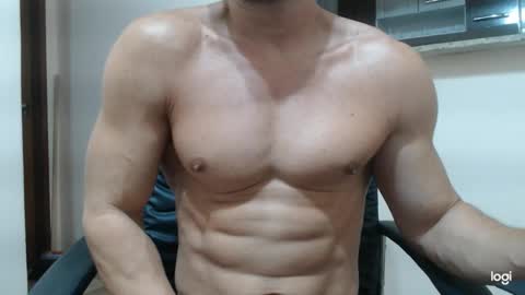 Snapshot of saradorj92 chatting on 01.23.25 saradorj92 online show from 01.23.25