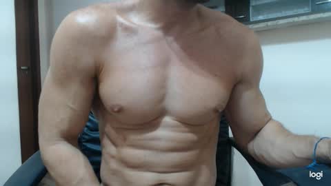 Snapshot of saradorj92 chatting on 01.25.25 saradorj92 online show from 01.25.25