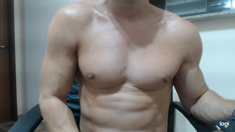 Snapshot of saradorj92 chatting on 01.26.25 saradorj92 online show from 01.26.25