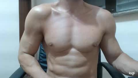 Snapshot of saradorj92 chatting on 01.31.25 saradorj92 online show from 01.31.25