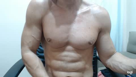 Snapshot of saradorj92 chatting on 02.08.25 saradorj92 online show from 02.08.25