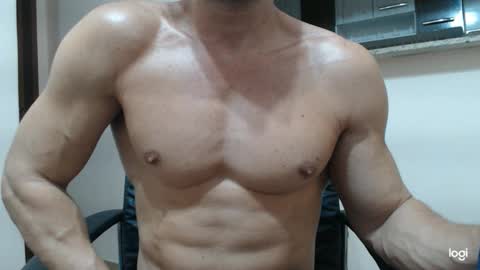 Snapshot of saradorj92 chatting on 02.12.25 saradorj92 online show from 02.12.25