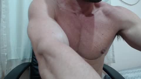 Snapshot of saradorj92 chatting on 09.12.25 saradorj92 online show from 09.12.25