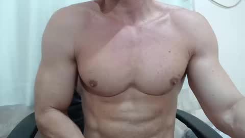 Snapshot of saradorj92 chatting on 09.15.25 saradorj92 online show from 09.15.25