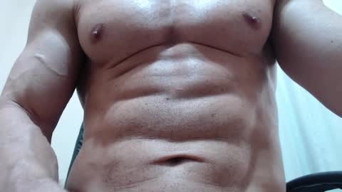 Snapshot of saradorj92 chatting on 10.14.25 saradorj92 online show from 10.14.25