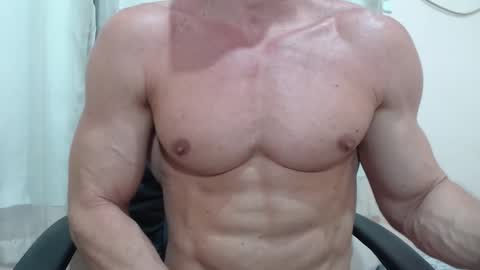 Snapshot of saradorj92 chatting on 11.14.25 saradorj92 online show from 11.14.25