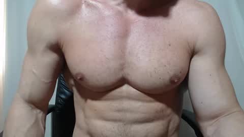 saradorj92 online show from 04.22.26