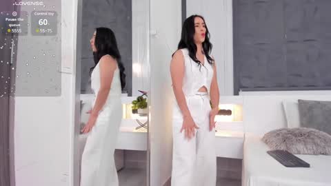  Sara Gomez  online show from 12.24.24