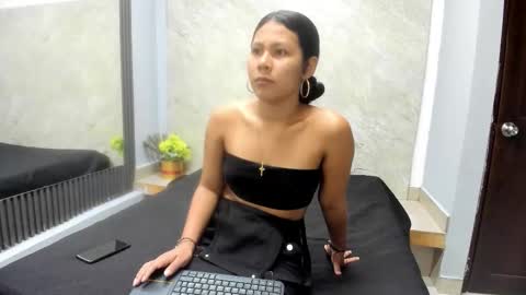 Sarah online show from 11.28.25