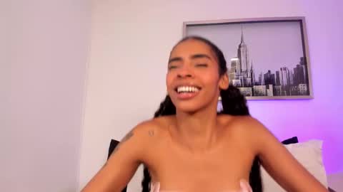 Snapshot of sarah_ashbourne chatting on 11.06.25 sarah_ashbourne online show from 11.06.25