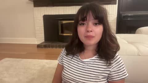 Snapshot of sarah_heart_aus chatting on 01.05.25 Sarah Heart Aus online show from 01.05.25