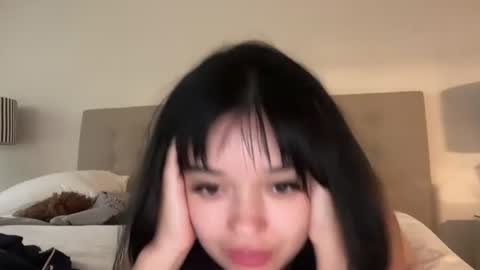 Snapshot of sarah_heart_aus chatting on 02.11.25 Sarah Heart Aus online show from 02.11.25