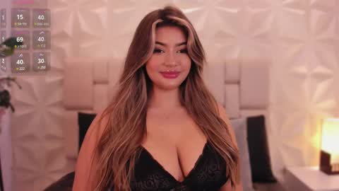 Snapshot of sarah_jacobbs chatting on 02.28.25 online show from 02.28.25