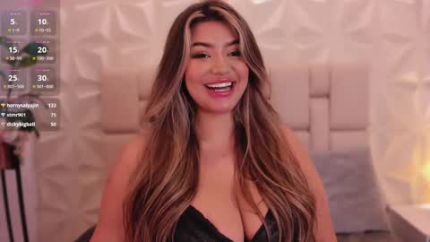 Snapshot of sarah_jacobbs chatting on 02.28.25 online show from 02.28.25