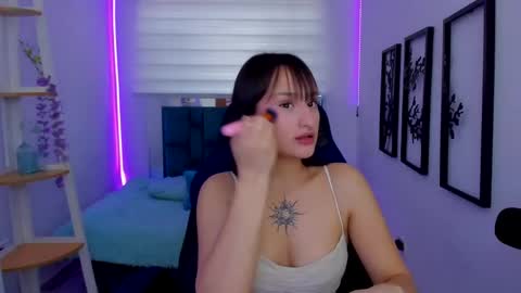 Sarah Ramirez online show from 11.13.25