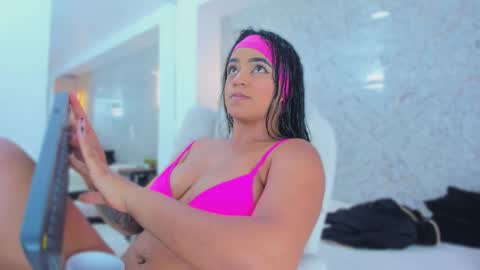 sarah online show from 10.18.25