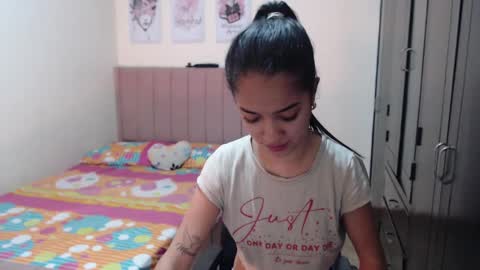 Sarah online show from 01.26.25