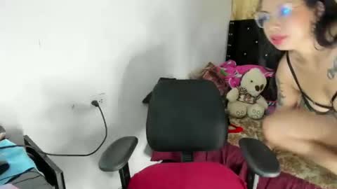 Sarah online show from 10.11.25