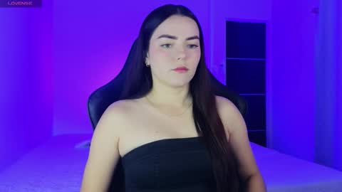 - next broadcast 28 nov  7 pm Col online show from 12.16.25