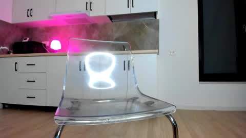 Sarah online show from 04.16.26