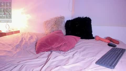 Sarah and Erik online show from 02.07.25