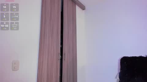 Sarah and Erik online show from 11.22.25