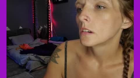 sarahdellisonn online show from 07.26.26