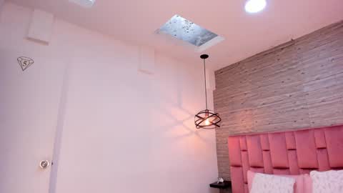 Sarah Deyvis online show from 01.15.25